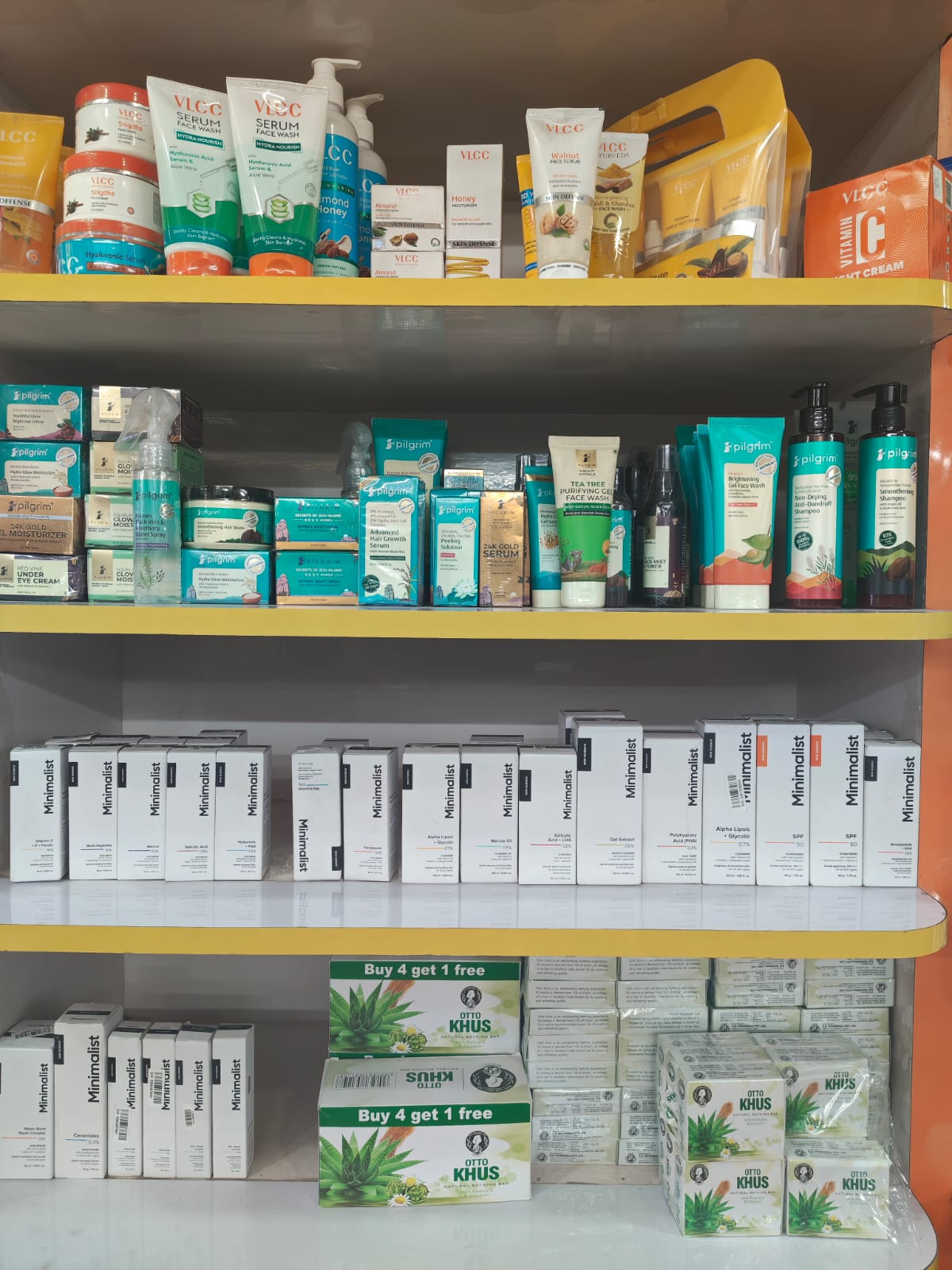 Cosmetic Hub - Photo 9