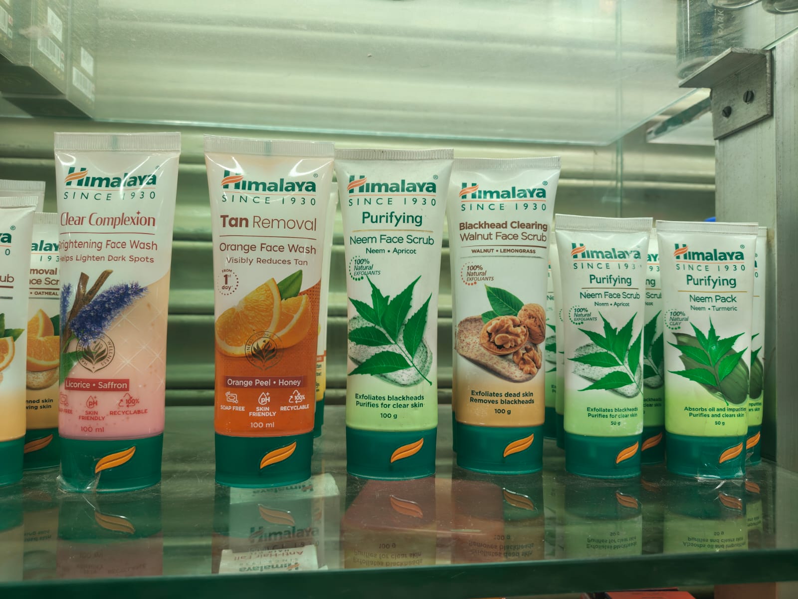 Cosmetic Hub - Photo 10