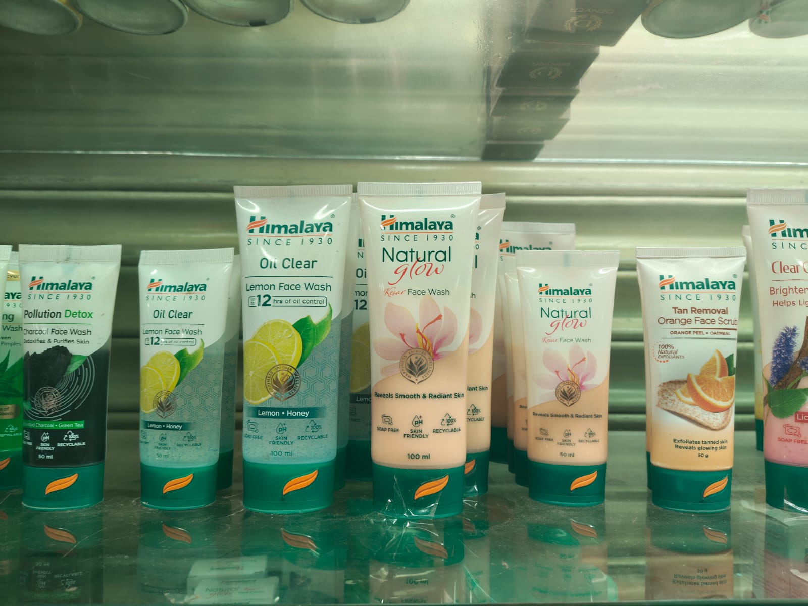 Cosmetic Hub - Photo 43